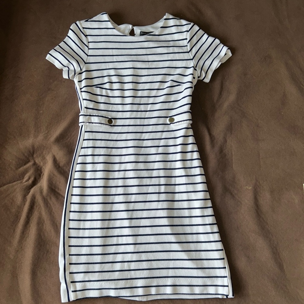 Banana Republic Black and White Sheath Dress with Peter Pan Collar